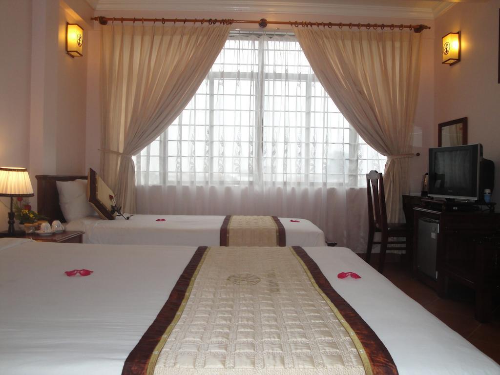Holiday Diamond Hotel Hue Exteriér fotografie