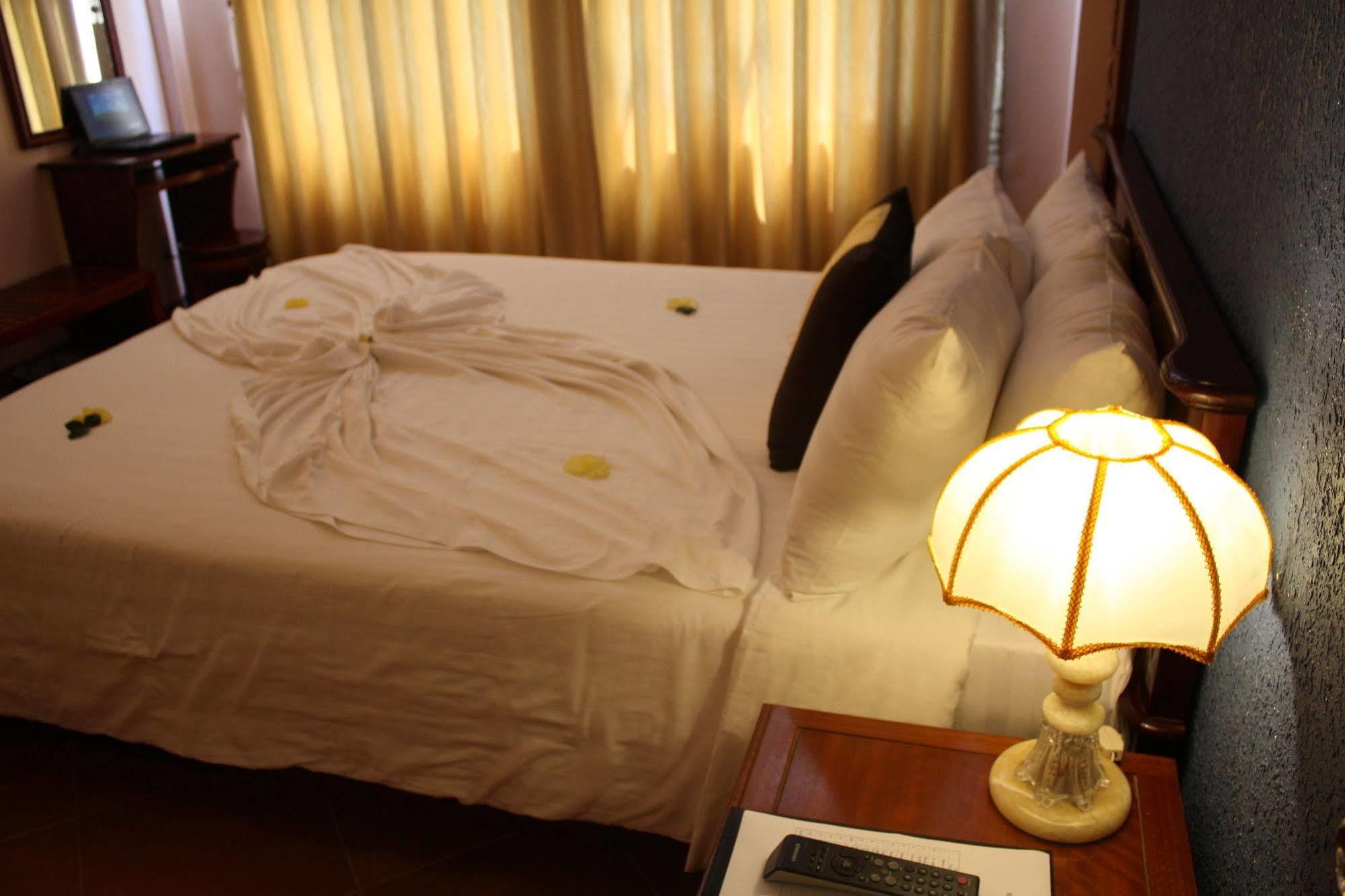 Holiday Diamond Hotel Hue Exteriér fotografie